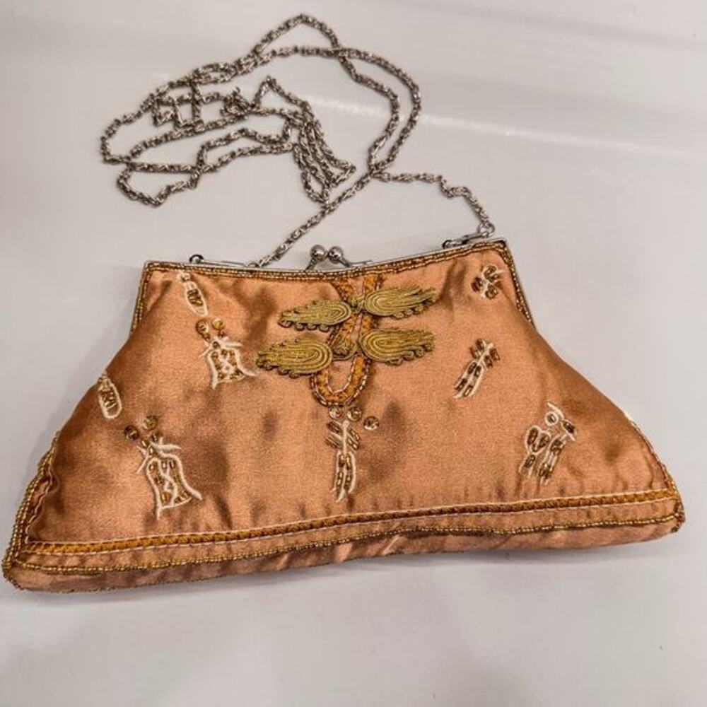 Vintage LuvShoes Canada, Rose/Beige Beaded Tapestry Handbag